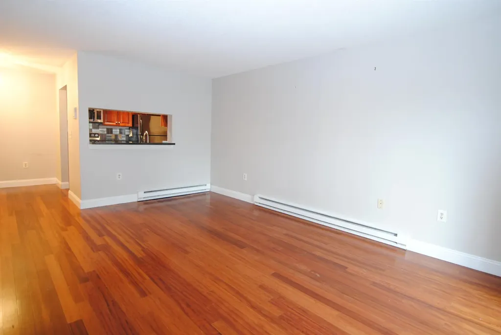 108 Eastern Avenue Manchester NH 03104