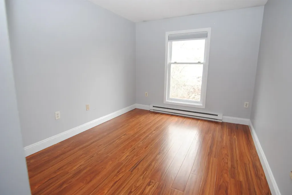 108 Eastern Avenue Manchester NH 03104