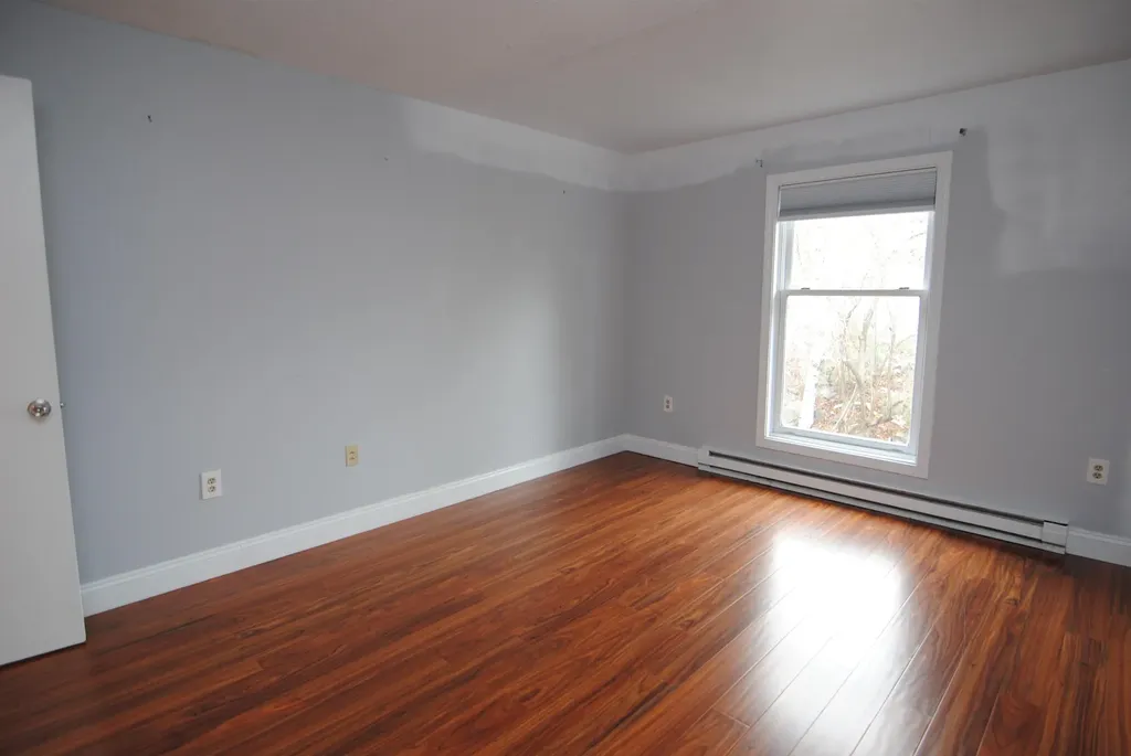 108 Eastern Avenue Manchester NH 03104