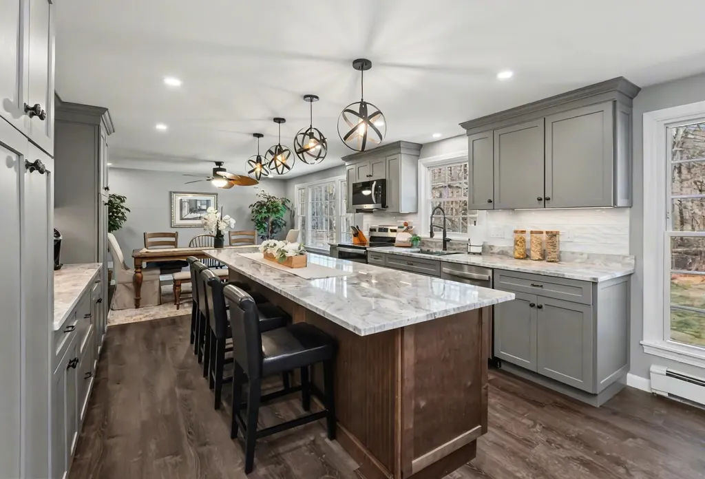 16 Tokanel Drive Londonderry NH 03053