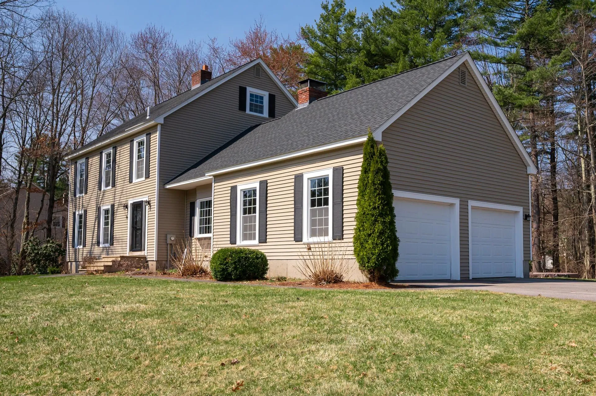 16 Tokanel Drive Londonderry NH 03053