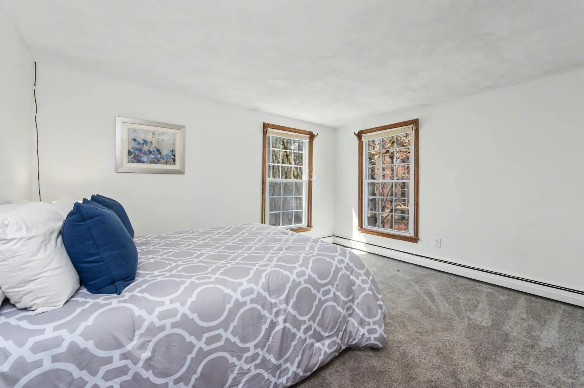 16 Tokanel Drive Londonderry NH 03053