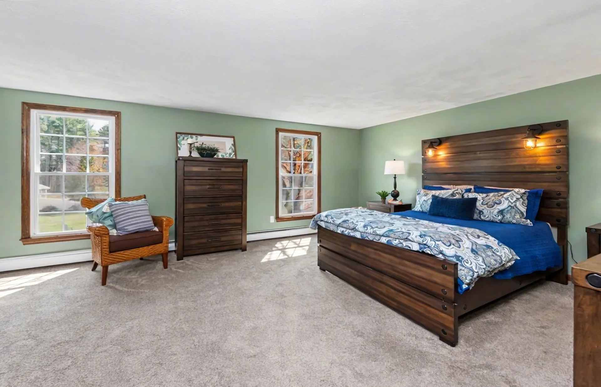 16 Tokanel Drive Londonderry NH 03053