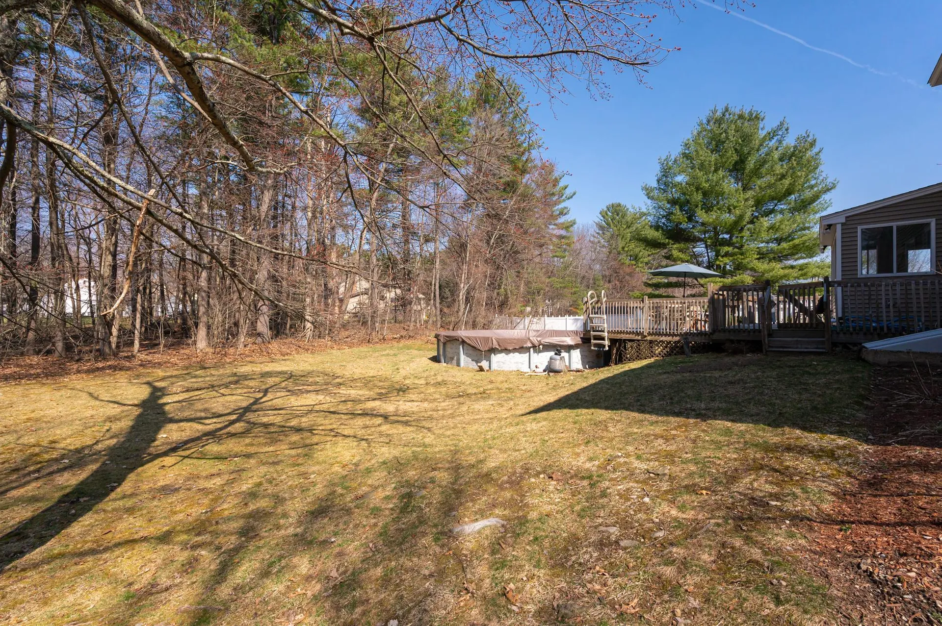 16 Tokanel Drive Londonderry NH 03053