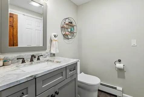 16 Tokanel Drive Londonderry NH 03053