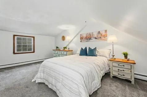 16 Tokanel Drive Londonderry NH 03053