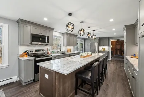 16 Tokanel Drive Londonderry NH 03053