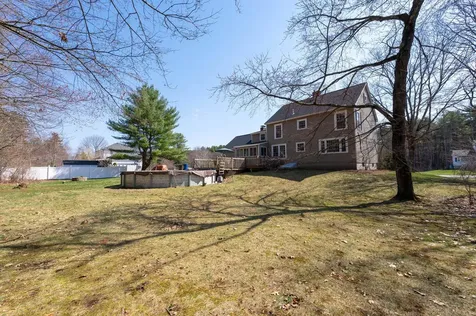 16 Tokanel Drive Londonderry NH 03053