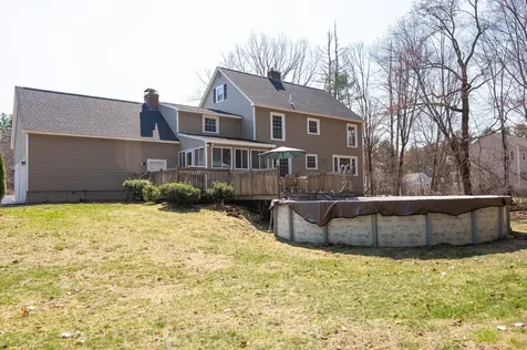 16 Tokanel Drive Londonderry NH 03053