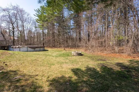 16 Tokanel Drive Londonderry NH 03053