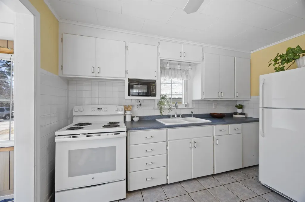 51 Richardson Street Rochester NH 03867