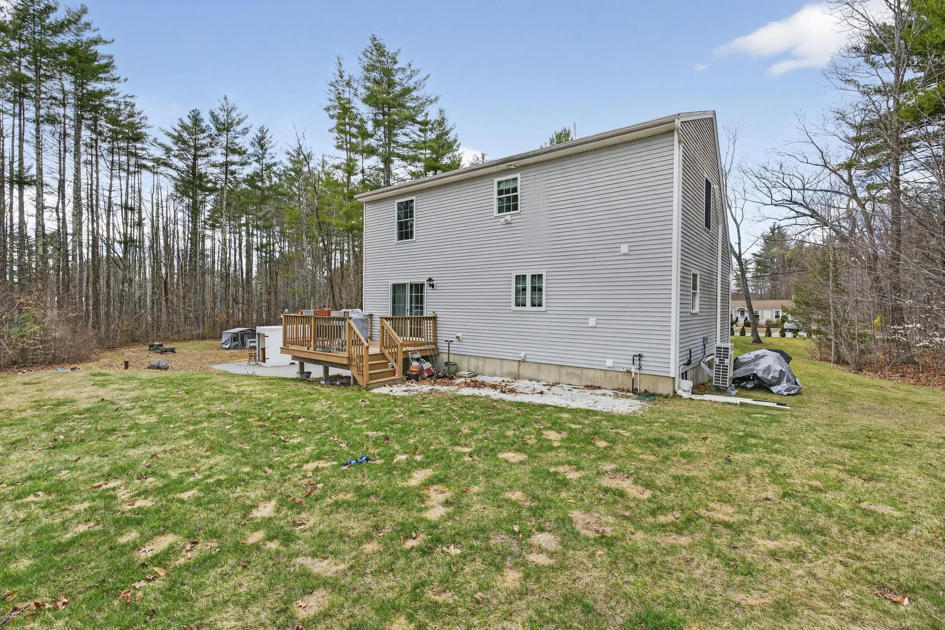 274 Pleasant Street Epping NH 03042