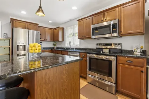 274 Pleasant Street Epping NH 03042
