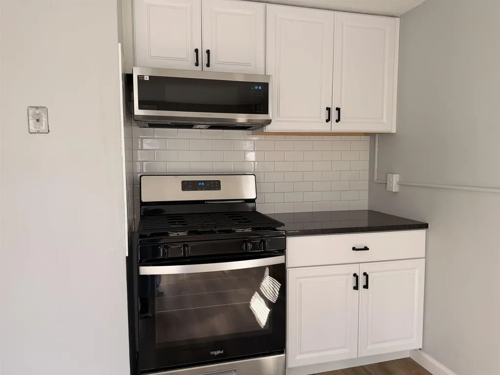 42 Broadway Street Pembroke NH 03275