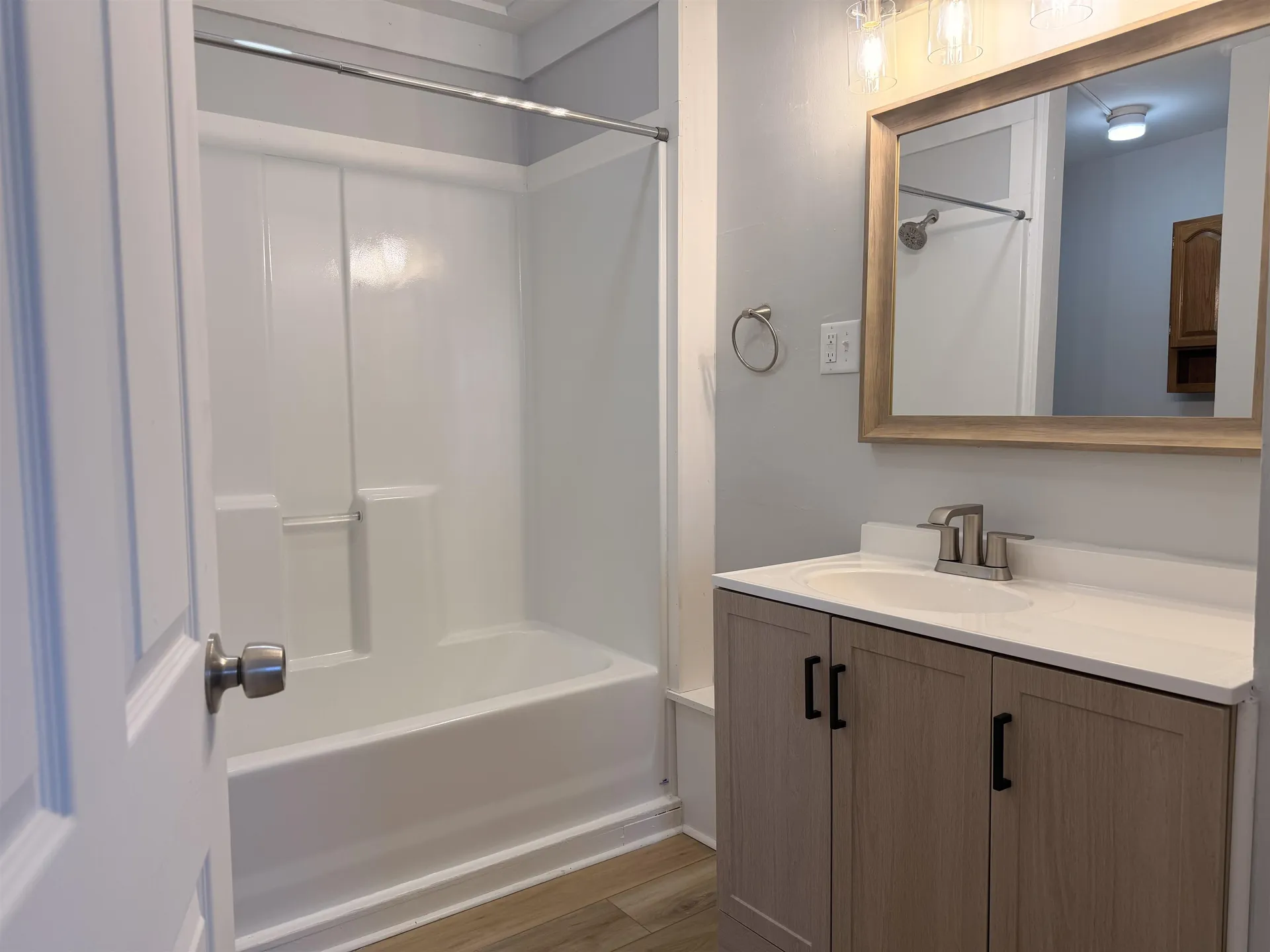 42 Broadway Street Pembroke NH 03275