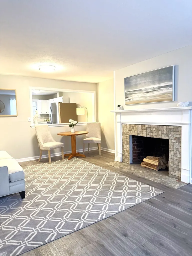 18 Boulder Brook Drive Exeter NH 03833