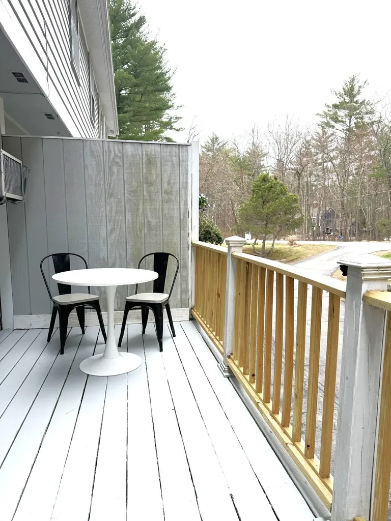 18 Boulder Brook Drive Exeter NH 03833