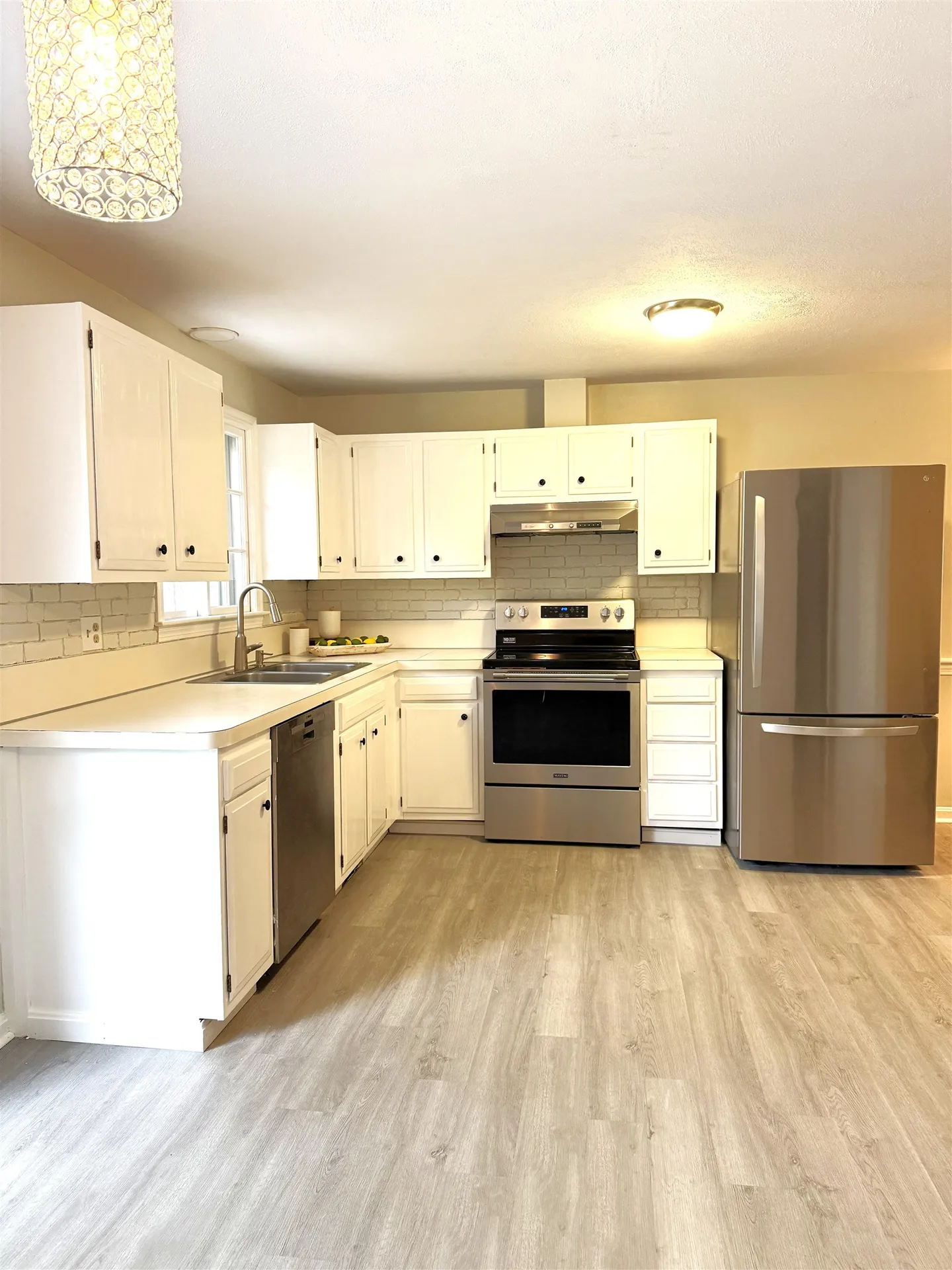18 Boulder Brook Drive Exeter NH 03833