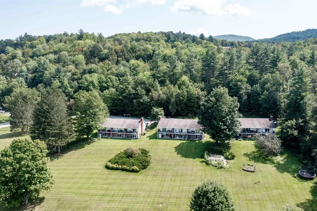 24 Snowdrift Lane Stowe VT 05672