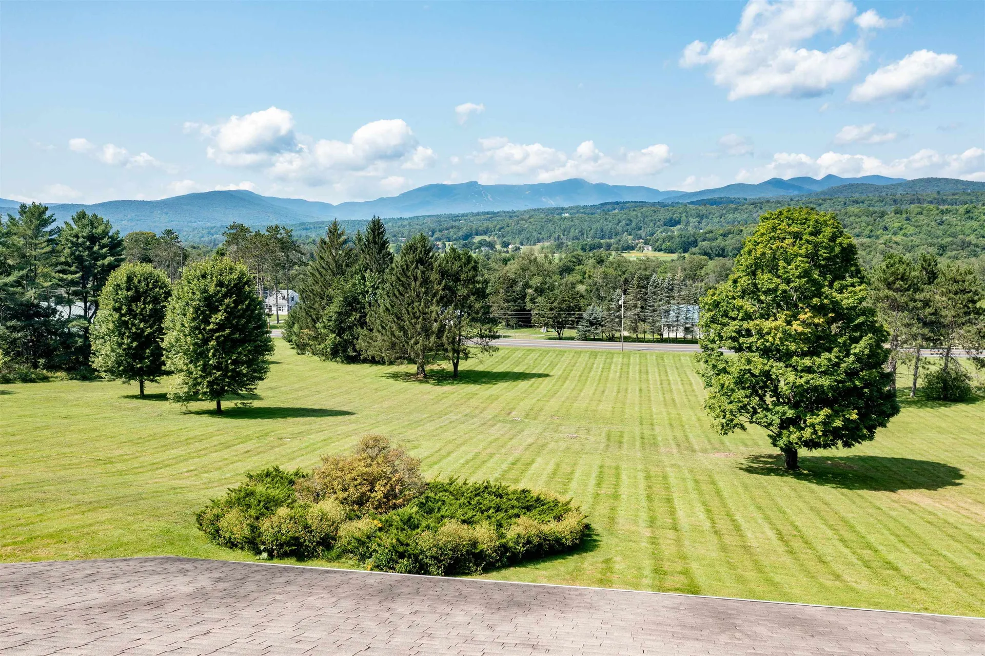 24 Snowdrift Lane Stowe VT 05672