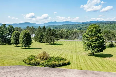 24 Snowdrift Lane Stowe VT 05672