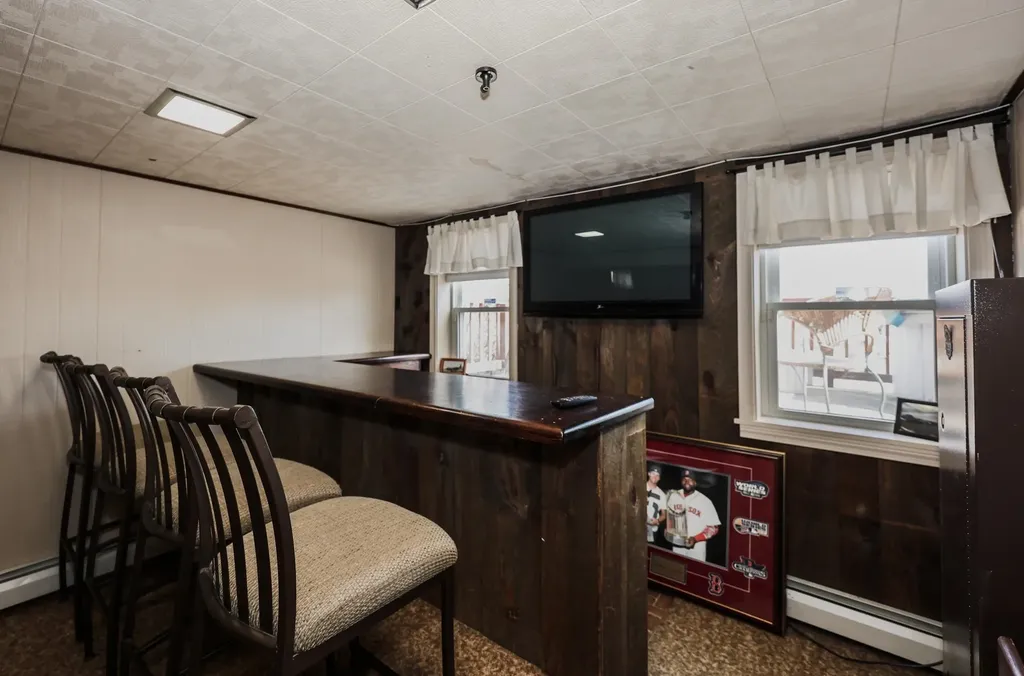 9 Avery Road Londonderry NH 03053