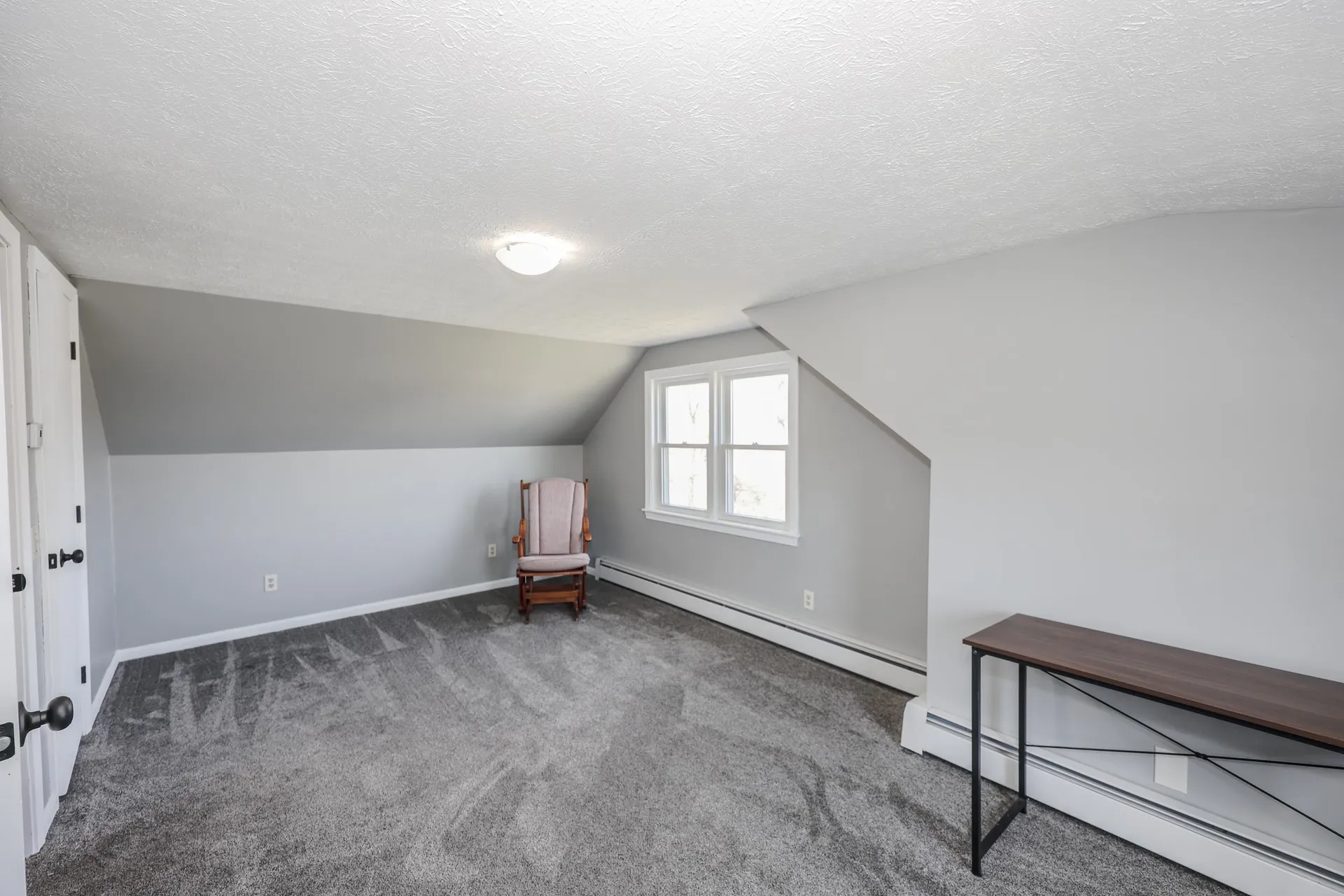 9 Avery Road Londonderry NH 03053