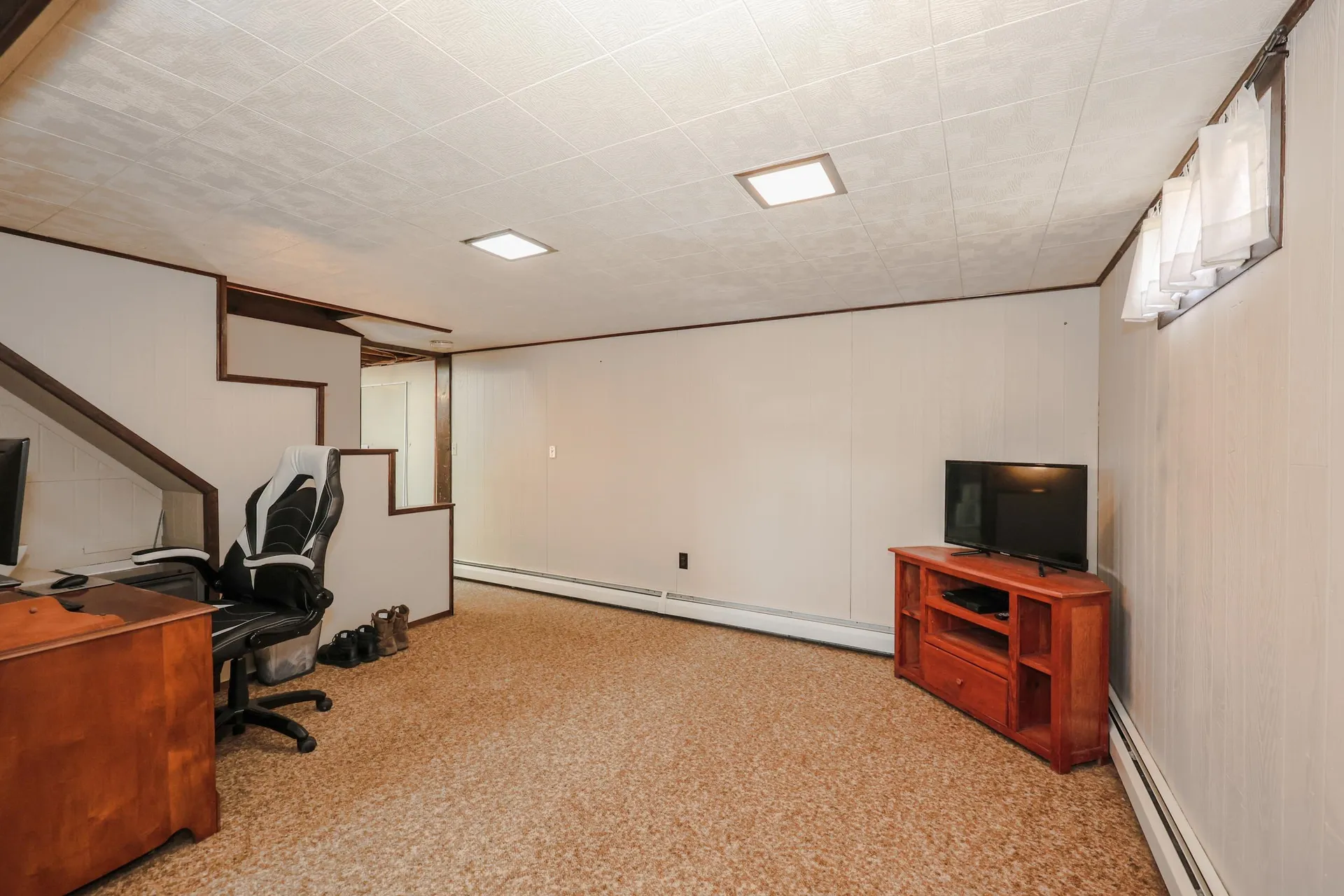 9 Avery Road Londonderry NH 03053