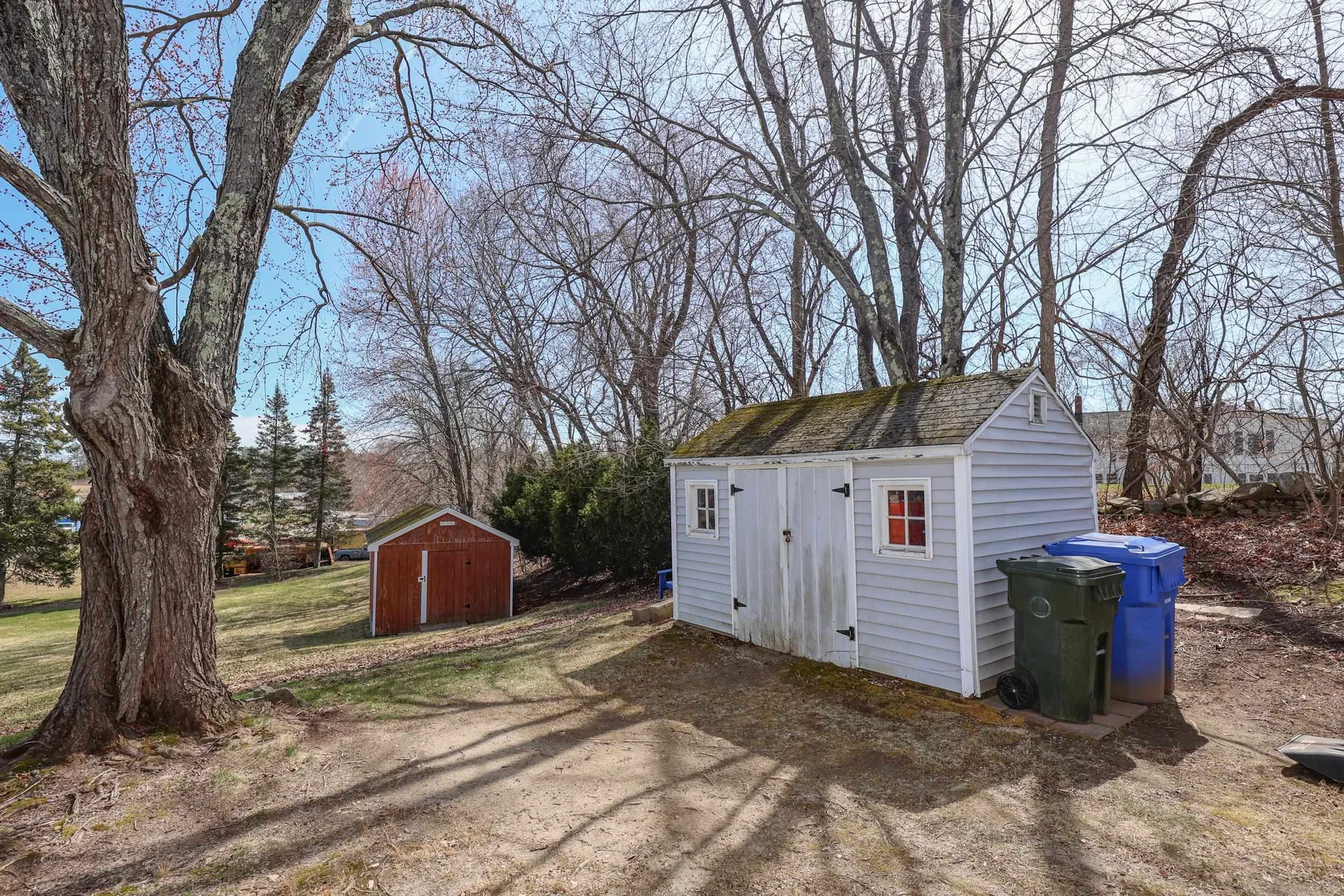 9 Avery Road Londonderry NH 03053