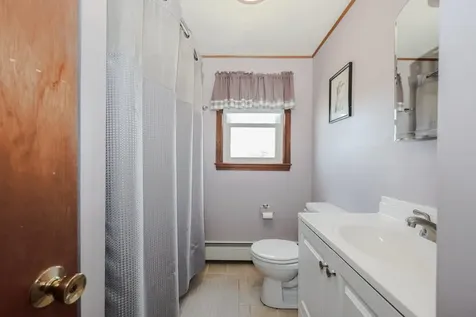 9 Avery Road Londonderry NH 03053