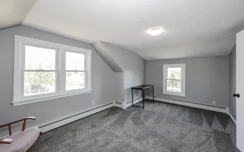 9 Avery Road Londonderry NH 03053