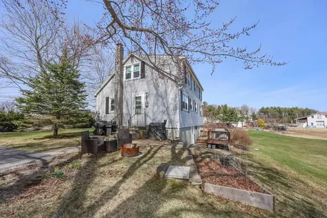 9 Avery Road Londonderry NH 03053