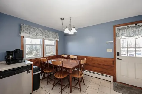 9 Avery Road Londonderry NH 03053