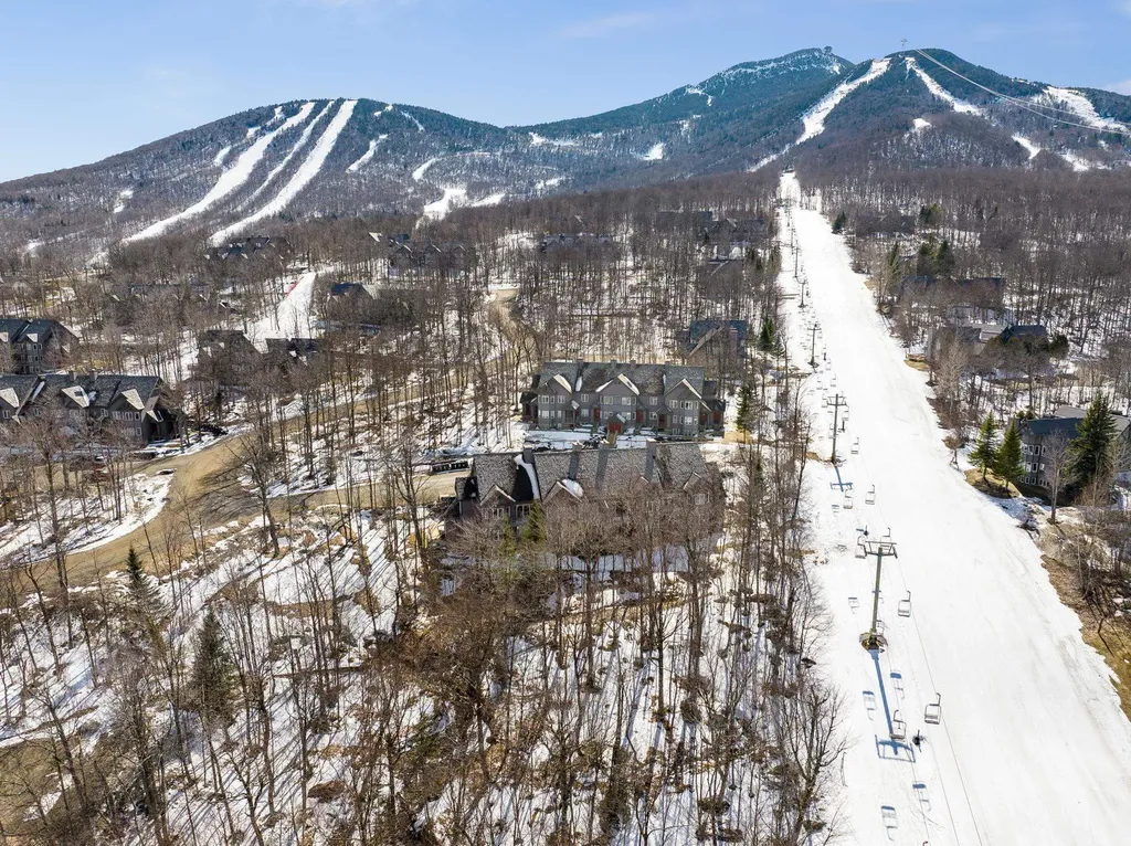 145 Bridge Road Jay VT 05859