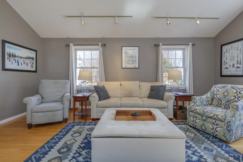 4 Otter Drive Concord NH 03301