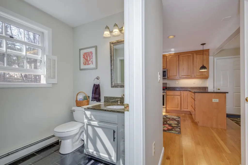 4 Otter Drive Concord NH 03301