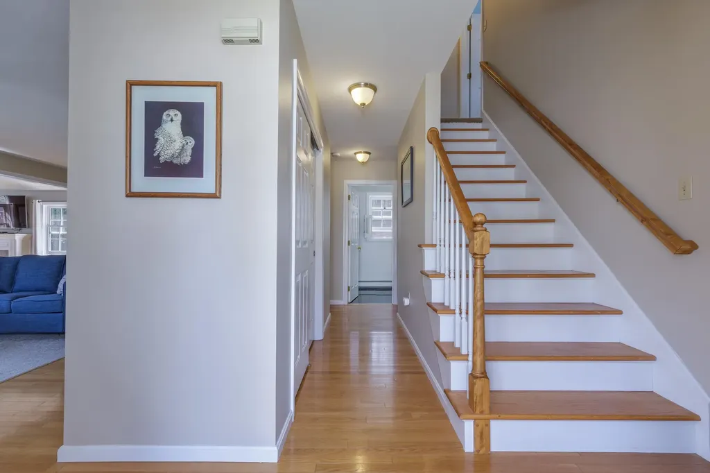 4 Otter Drive Concord NH 03301