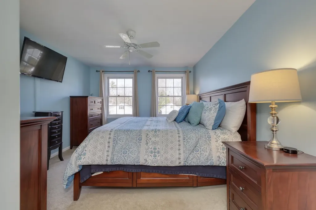 4 Otter Drive Concord NH 03301