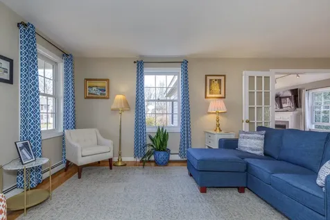 4 Otter Drive Concord NH 03301