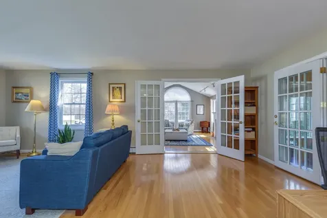 4 Otter Drive Concord NH 03301