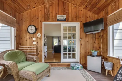 4 Otter Drive Concord NH 03301