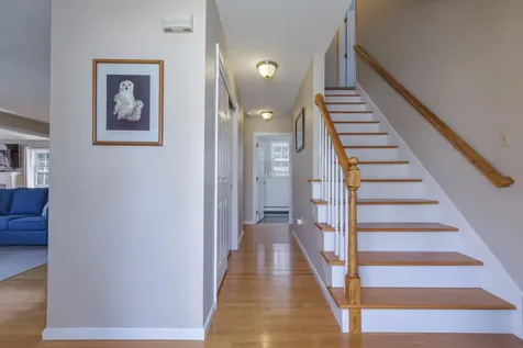 4 Otter Drive Concord NH 03301