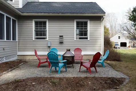 4 Otter Drive Concord NH 03301