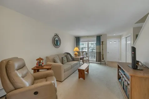 79 Woodland Green Rochester NH 03868