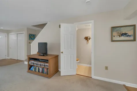 79 Woodland Green Rochester NH 03868