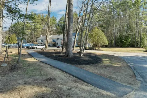 79 Woodland Green Rochester NH 03868