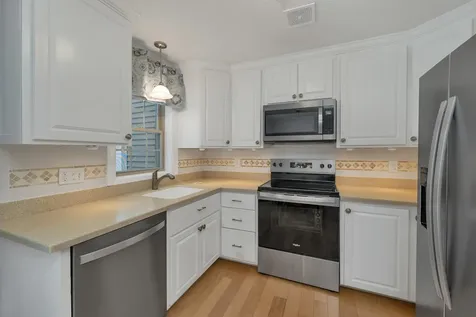 79 Woodland Green Rochester NH 03868