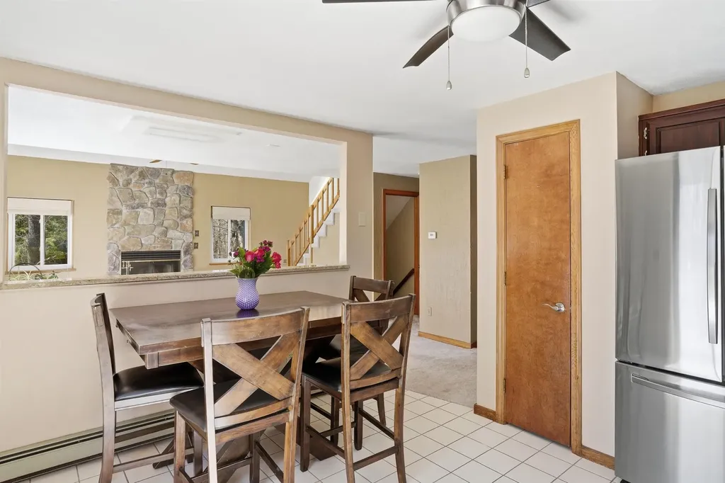 10 Hunter Drive Derry NH 03038