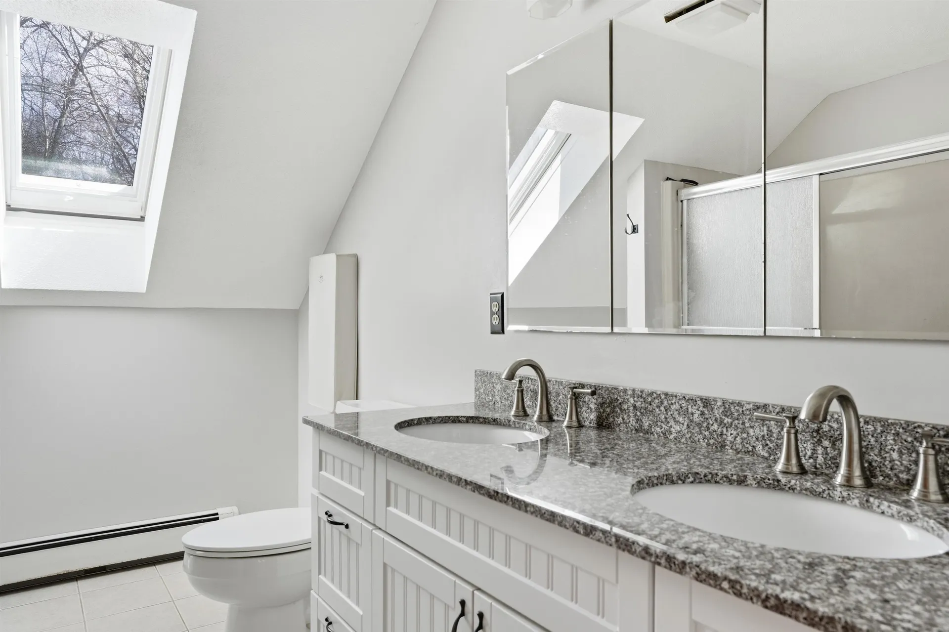 10 Hunter Drive Derry NH 03038