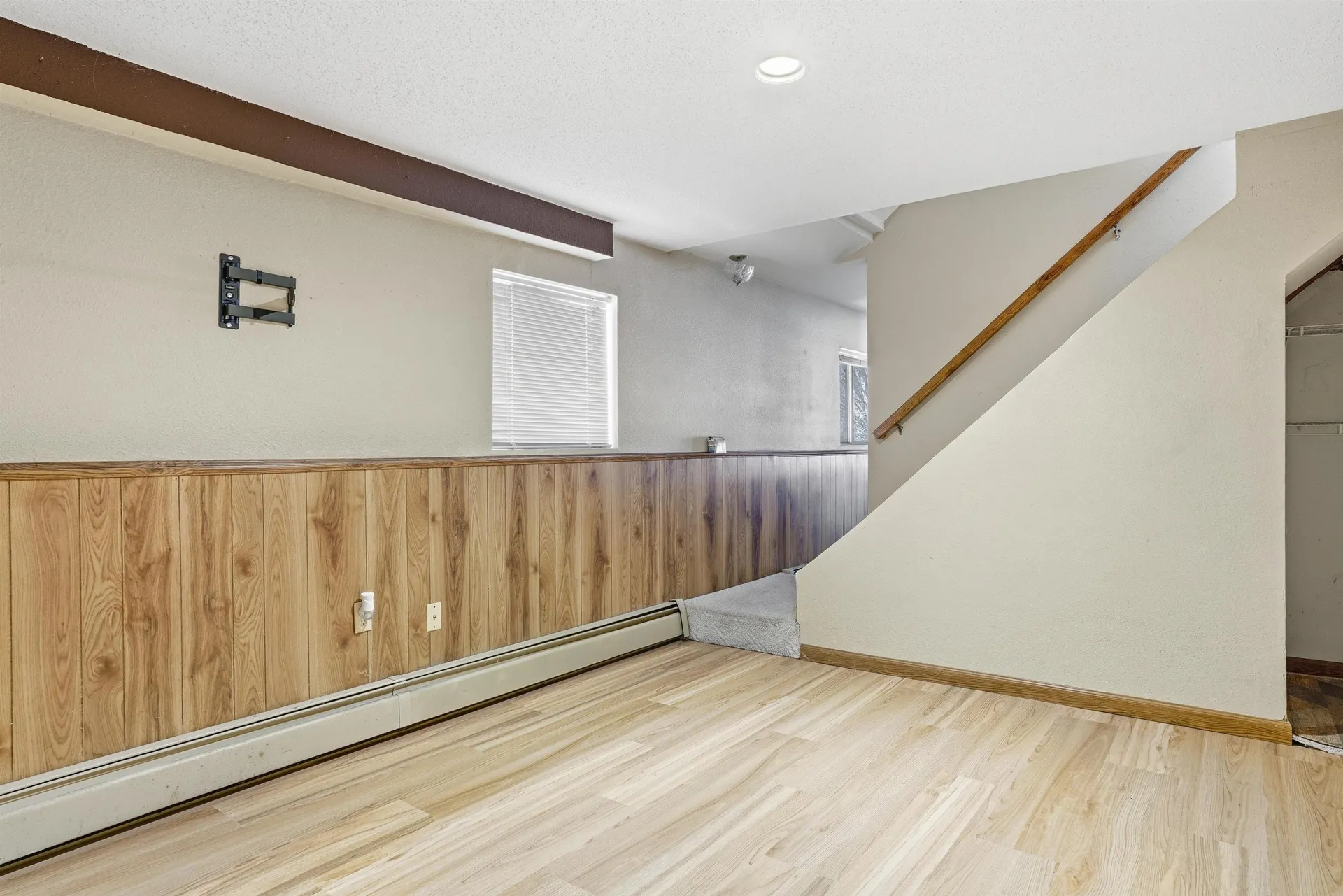 10 Hunter Drive Derry NH 03038